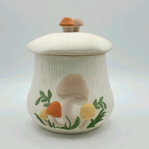 Arnels Other - Vintage Arnels hobbiest canister